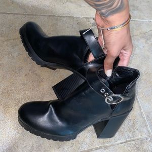 Black booties !!